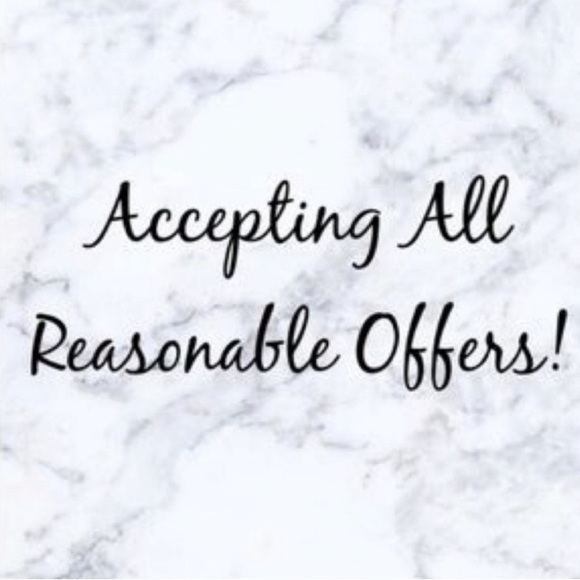 “MATERNITY WEAR” - Picture 3 of 6